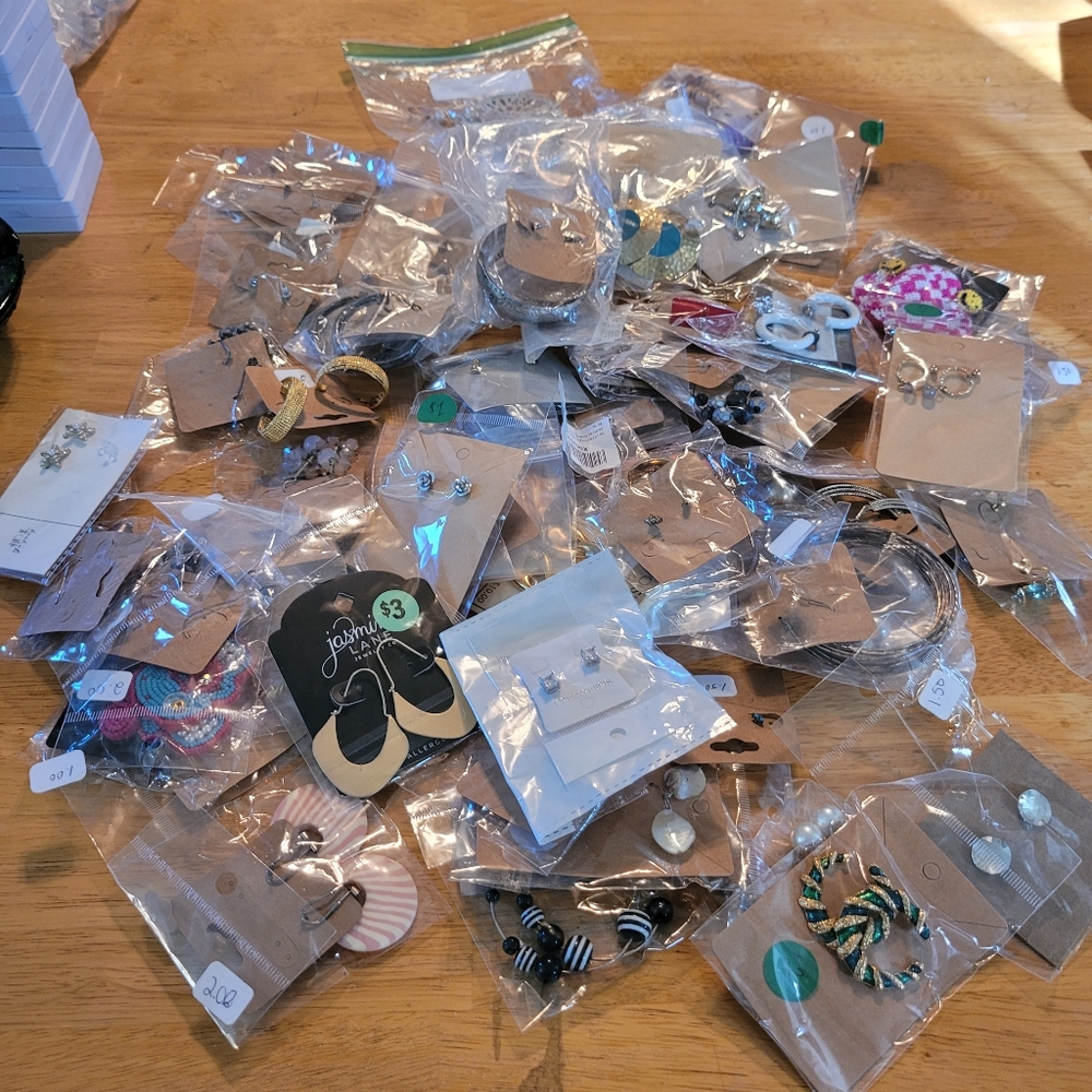 Earings